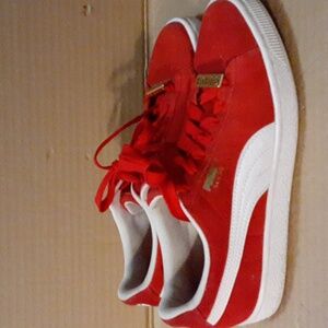Men's Puma sneakers